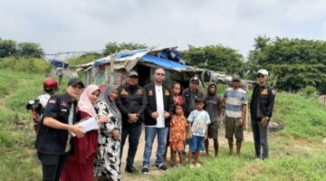 Di Balik Gubuk Reot, Harapan Itu Kembali Menyala: GRIB Jaya Kota Medan Antar Dua Anak Kembali Bersekolah